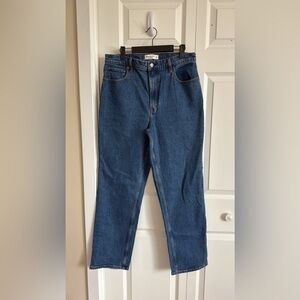 Abercrombie 90’s Straight Ultra High Rise